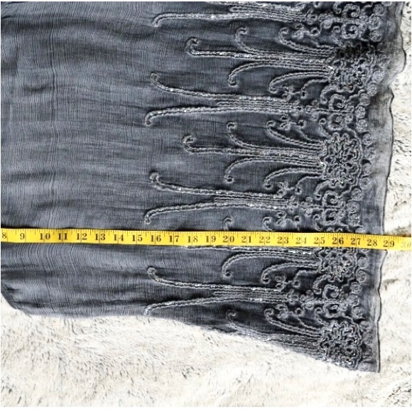 Soft Surroundings Crinkle Grey Silk Romance Embroidered Overlay Tunic Se… - Picture 7 of 9